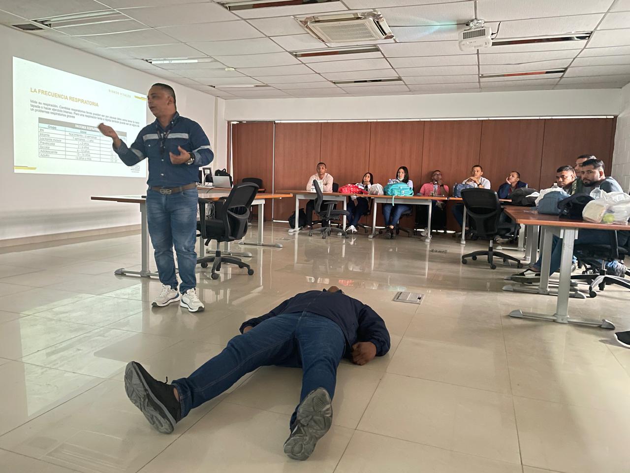 Entrenamientos relacionados con atención a emergencias